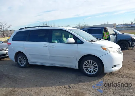 2012 Toyota Sienna Xle V6 8 Passenger from USA, damaged, VIN 5TDYK3DC3CS273535